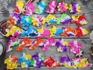 100 Packs Shark Turtle Dolphin Fish Octopus Mermaid Whale Mini Ocean Assorted fidgets for Kids Children Classroom Students Gifts from Teacher,Birthday Party Favors