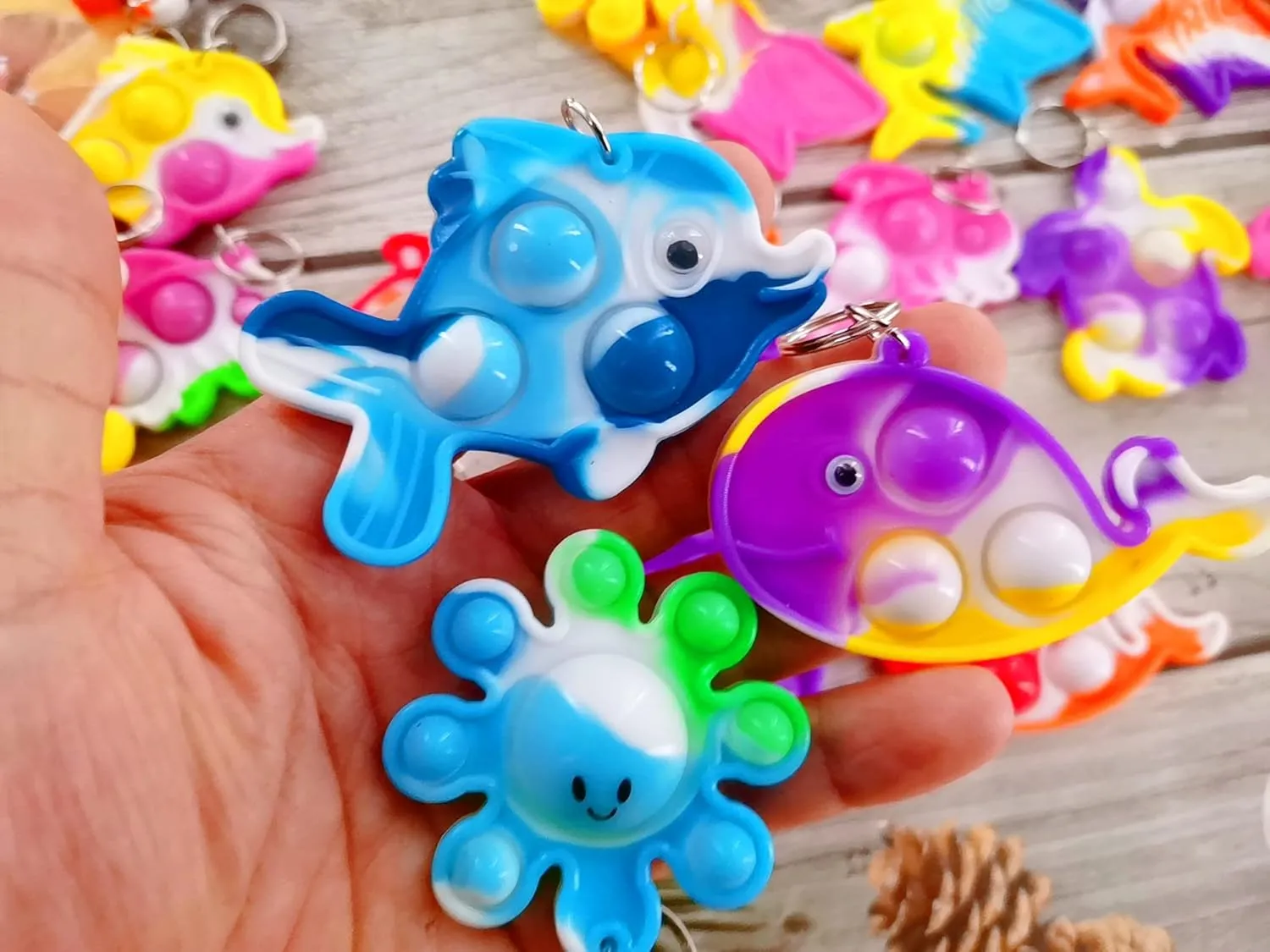 100 Packs Shark Turtle Dolphin Fish Octopus Mermaid Whale Mini Ocean Assorted fidgets for Kids Children Classroom Students Gifts from Teacher,Birthday Party Favors