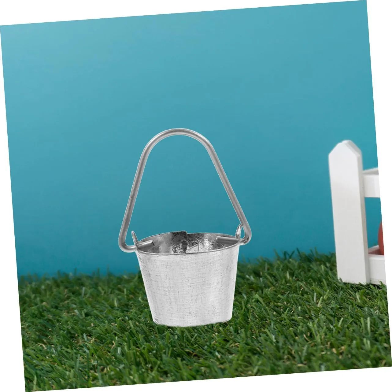 60pcs Miniature Iron Bucket Model for Dollhouse Decoration Realistic Miniature Buckets for Garden Landscape Educational Toy Inspires Creativity and Imagination