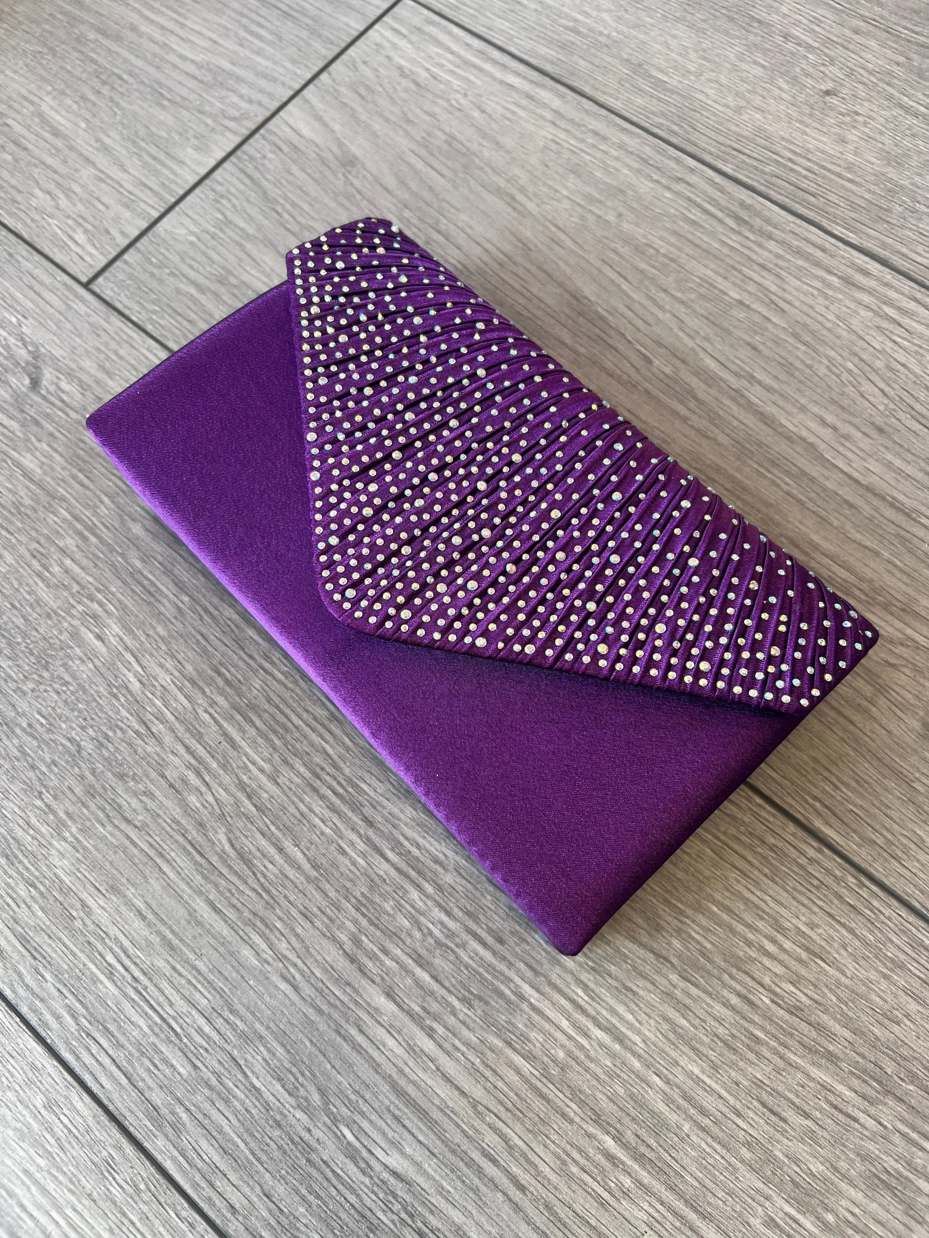 BLACKCURRANT ENVELOPE CLUTCH BAG WITH RHINESTONES