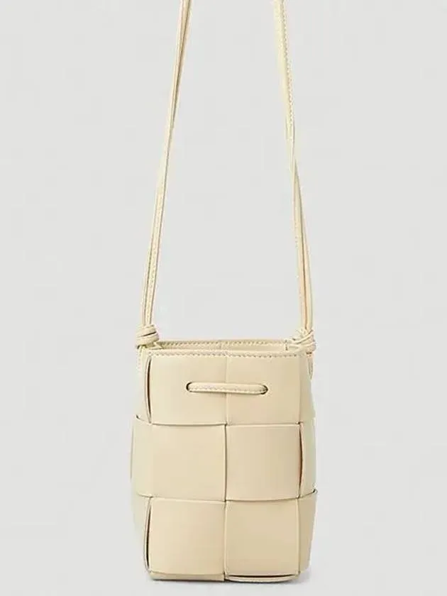 Bottega Veneta Intrecciato Cassette Small Bucket Bag Porridge