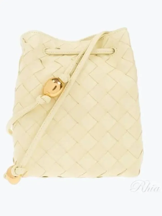 Bottega Veneta Intrecciato Small Bucket Bag Ice Cream