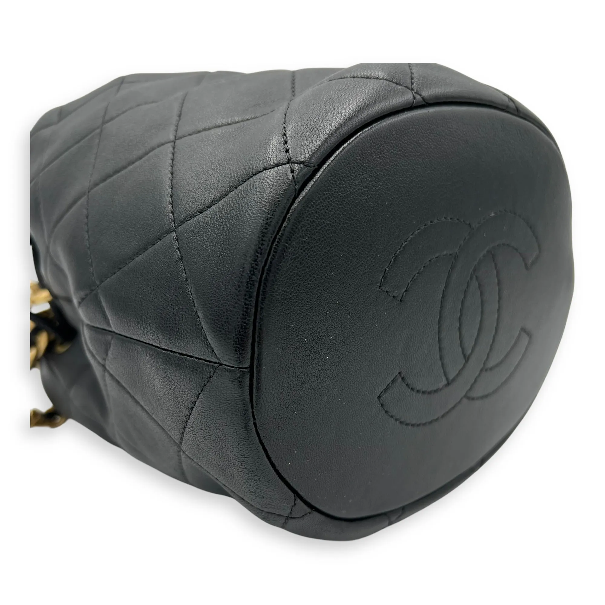 Chain is More Black Bucket Bag in Calfskin, Gold hardware