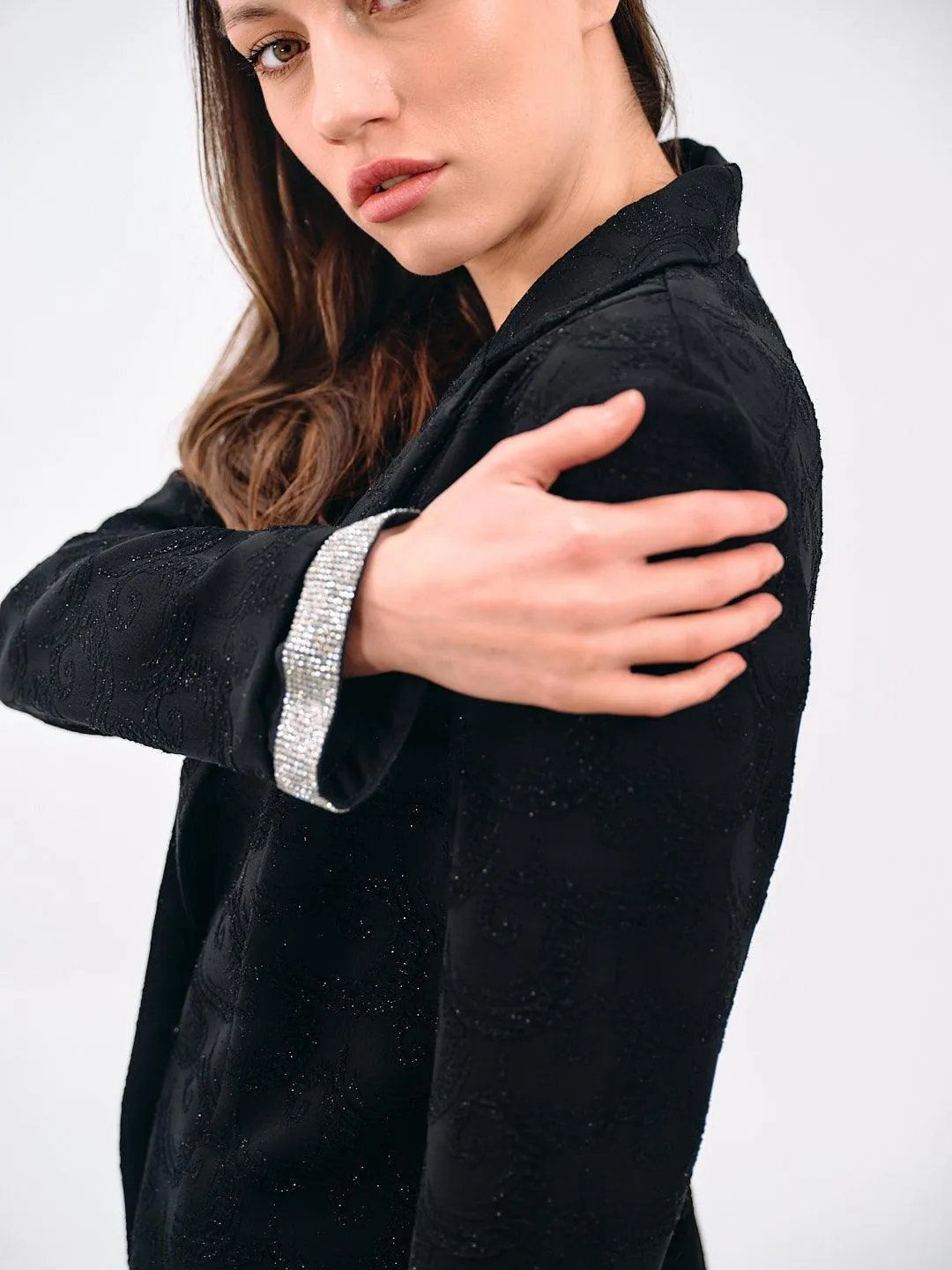 EMBROIDERED TEXTURED BLAZER
