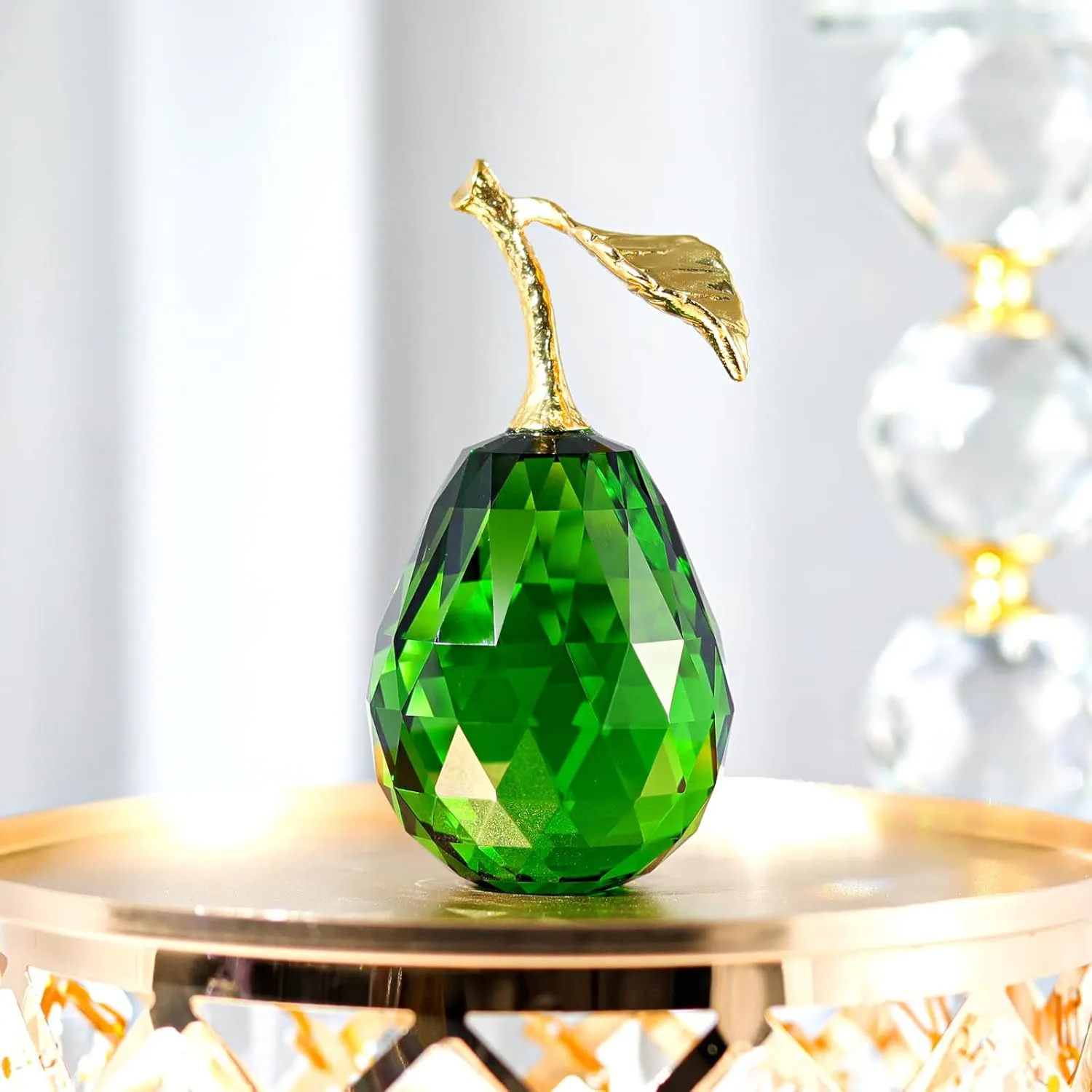 Exquisite Crystal Pear - A Precious Blend of Artistry and Utility Glass Fruit Decor Kitchen Decor Collectible Paperweight (Green)