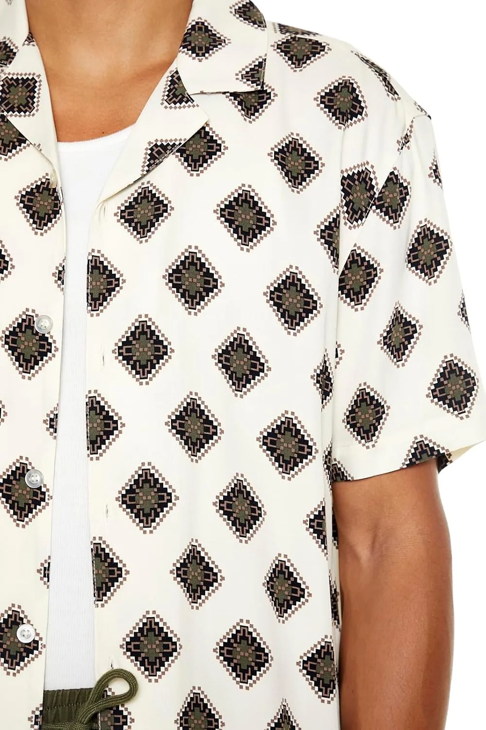 Forever 21 Men's Geo Print Rayon Shirt