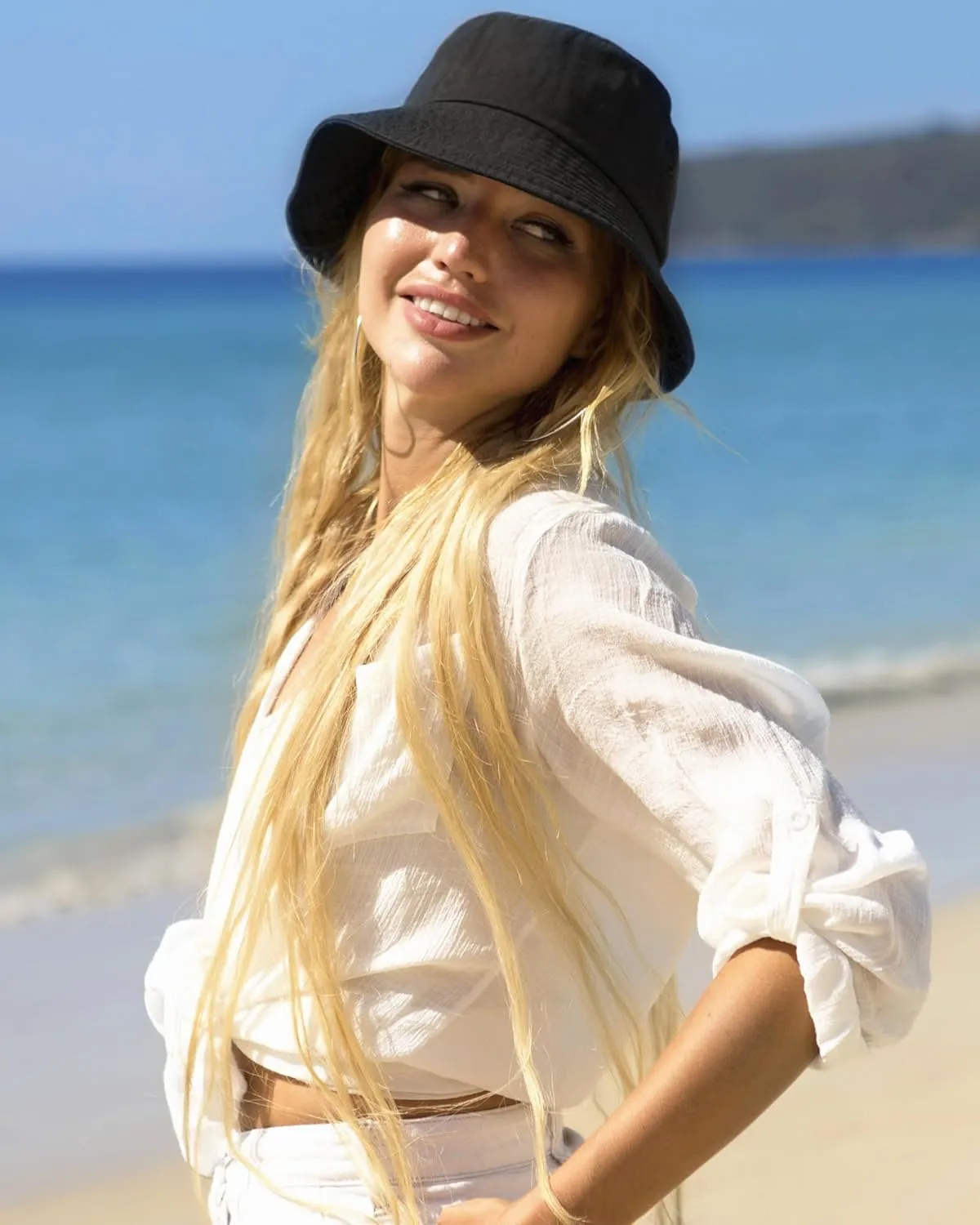 FURTALK Bucket Hats for Women Washed Cotton Packable Summer Beach Sun Hats Bucket Hat with Strings for Travel