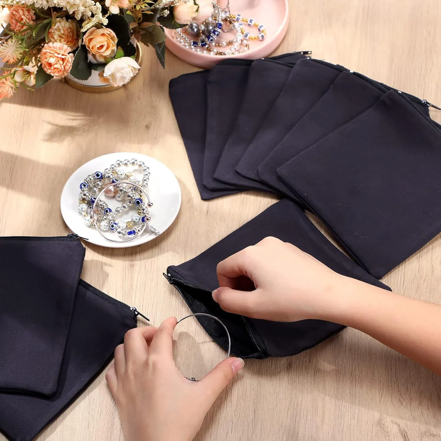 Geosar 24 Pcs Silver Storage Bags Anti Tarnish Jewelry Zippered Pouches Keeper for Silverware Protector Bags(6 x 6 Inches)