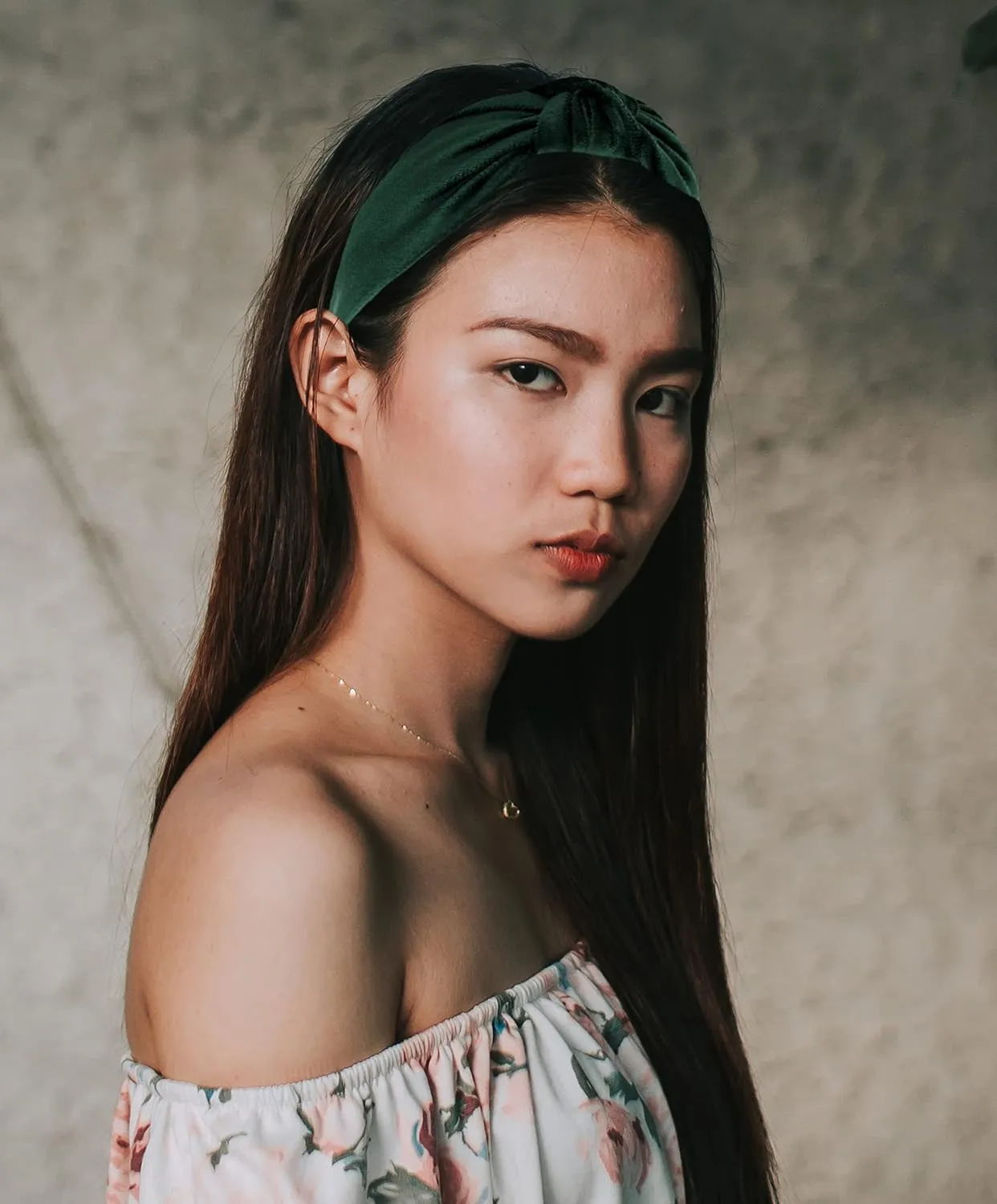 Green Velvet Headbands Women Girls Trendy, Womens Headbands are Knotted Headband for Women's Hair, Cute Headband Top Knot Fashion Designer
