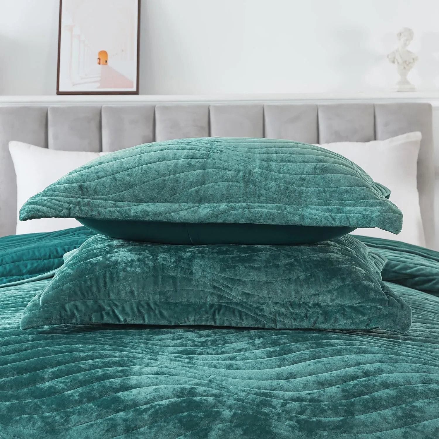 HoneiLife Queen Size Quilt Sets - Velvet Quilt for Queen Beds, Lightweight Bedspreads Solid Coverlets Queen Quilt Bedding Sets 3-Pieces, Blue-Green