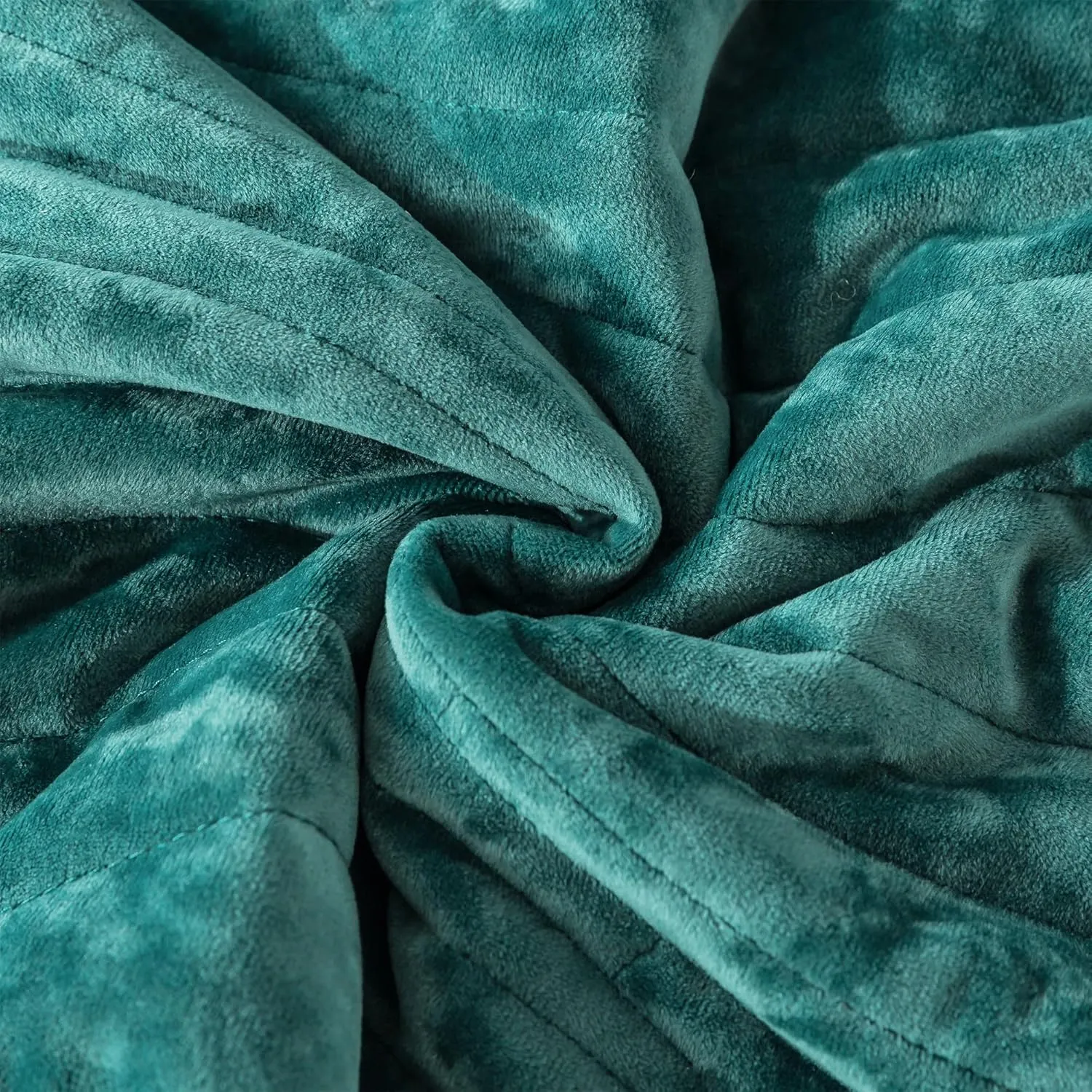 HoneiLife Queen Size Quilt Sets - Velvet Quilt for Queen Beds, Lightweight Bedspreads Solid Coverlets Queen Quilt Bedding Sets 3-Pieces, Blue-Green