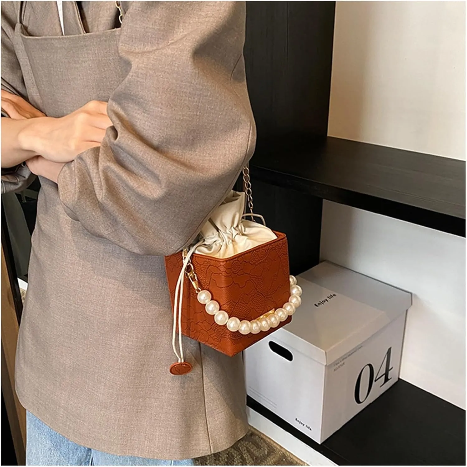 Ladies bucket bag Pearl portable handbag
