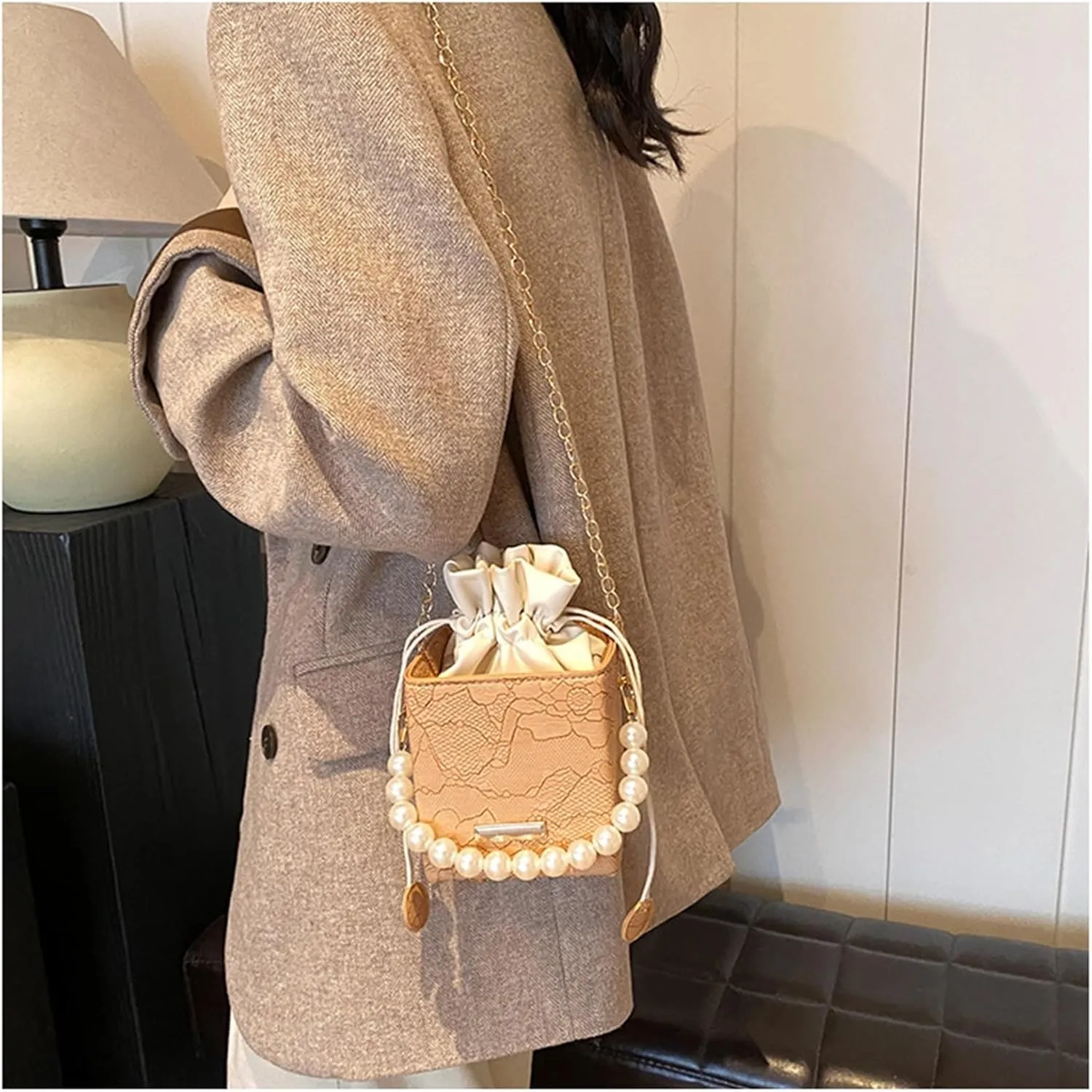 Ladies bucket bag Pearl portable handbag