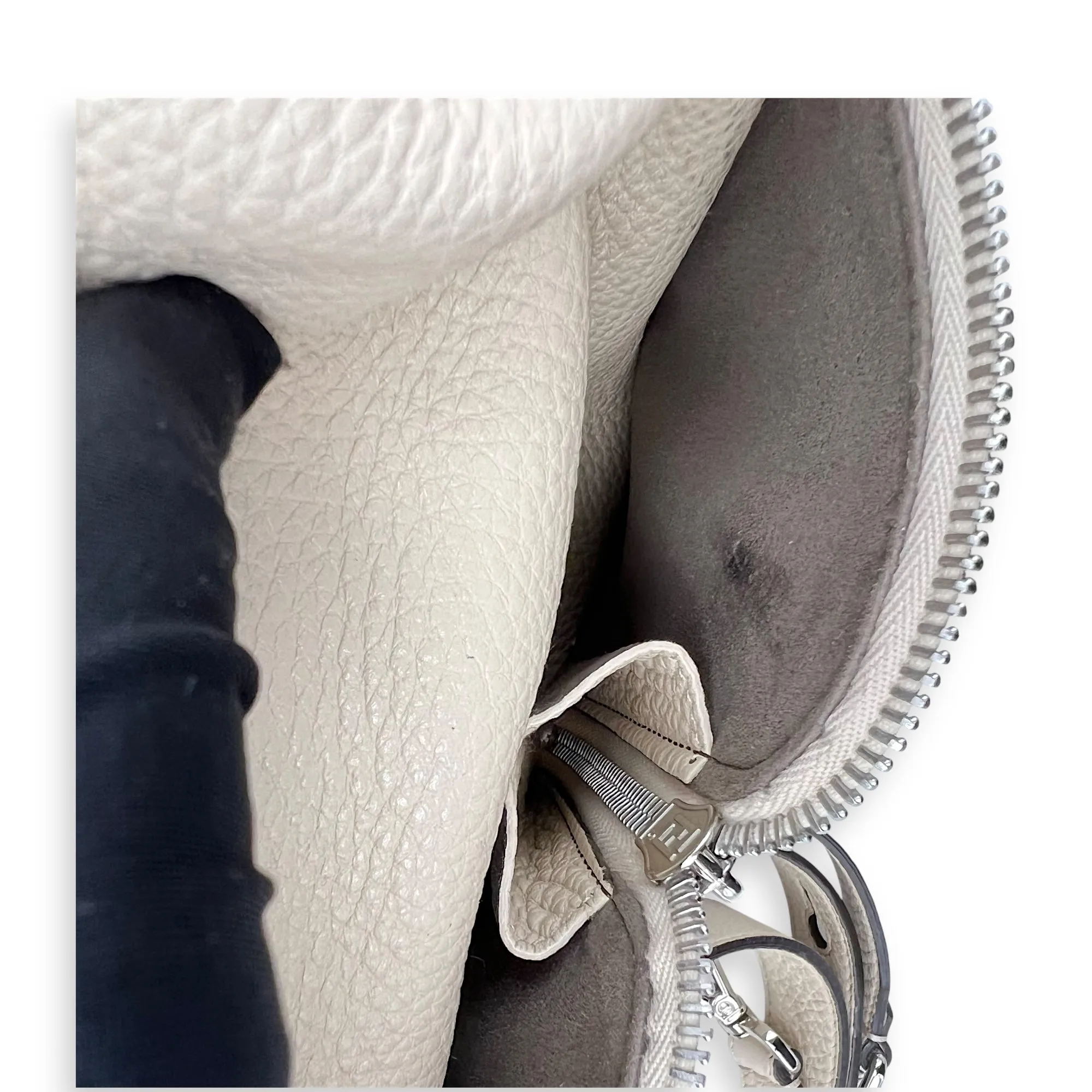Mon Tresor Beige Bucket Bag in Calfskin, Silver hardware