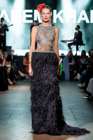 NAEEM KHAN
Crystal Glass And Swarovski Gown