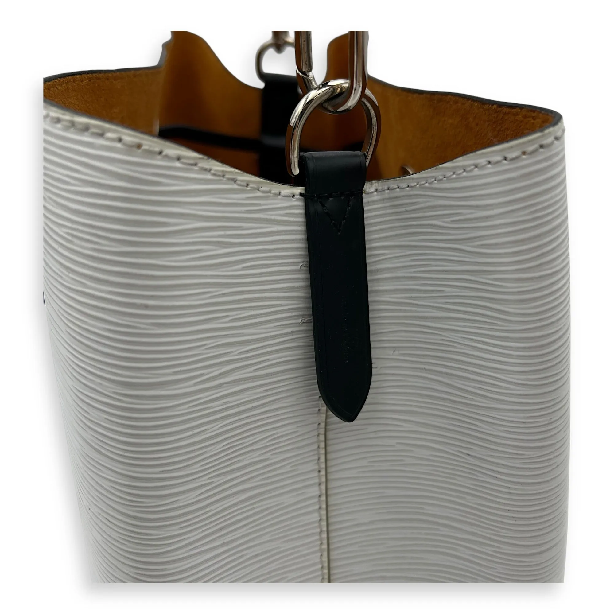NeoNoe MM Bucket bag in Epi leather, Silver Hardware