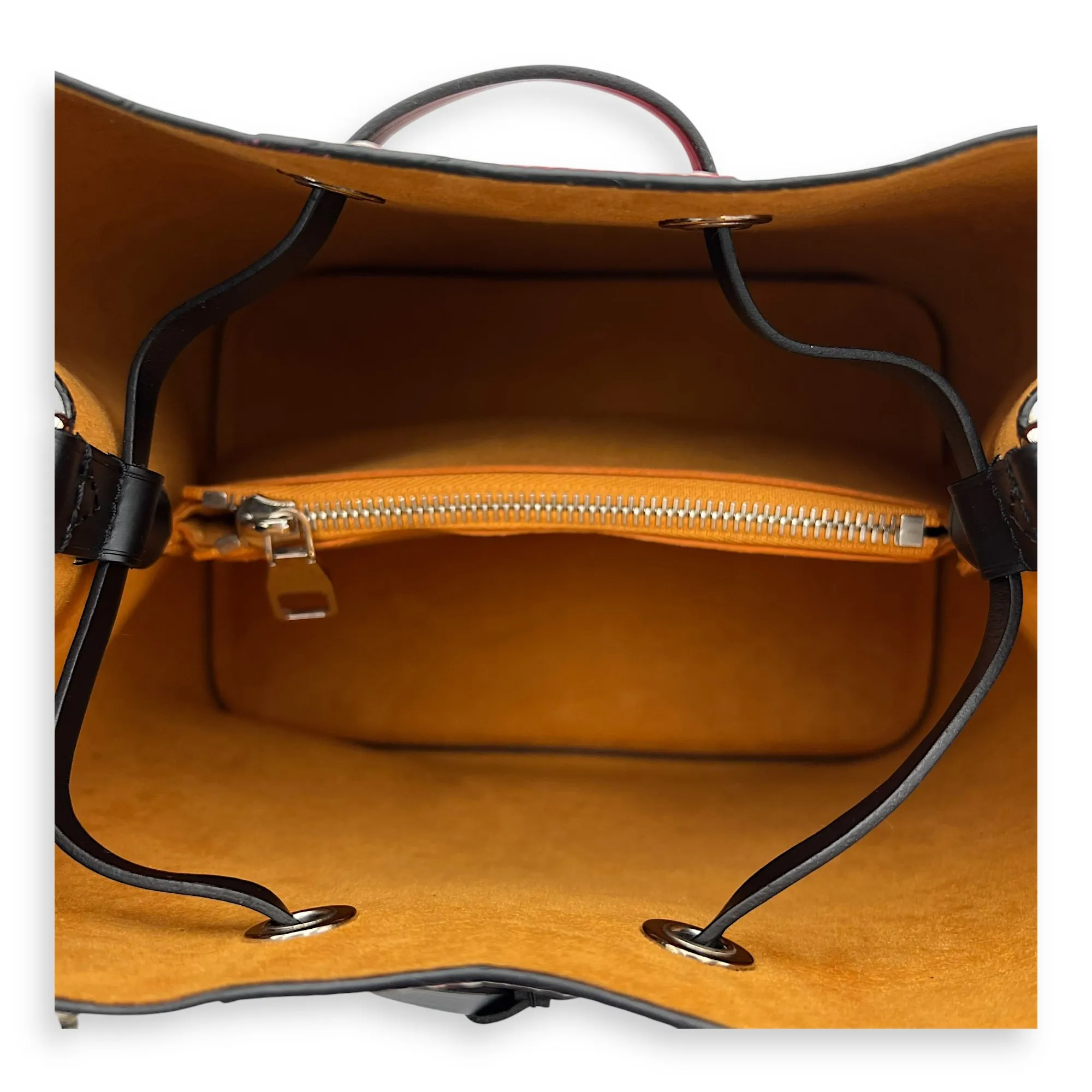 NeoNoe MM Bucket bag in Epi leather, Silver Hardware