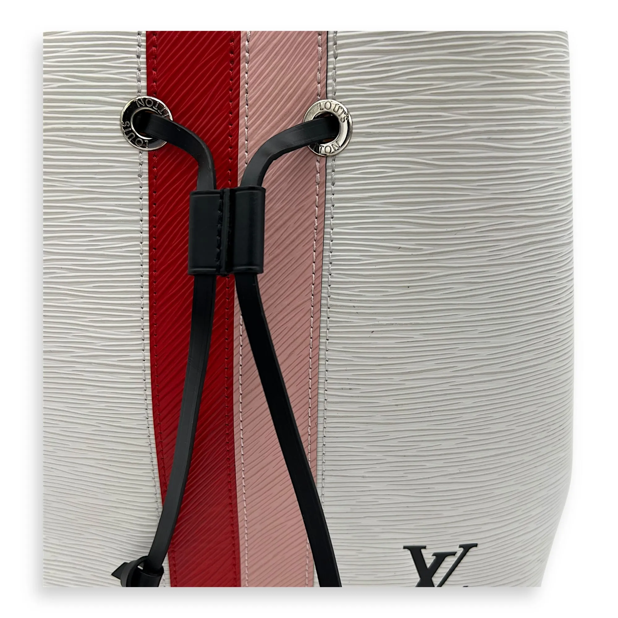 NeoNoe MM Bucket bag in Epi leather, Silver Hardware