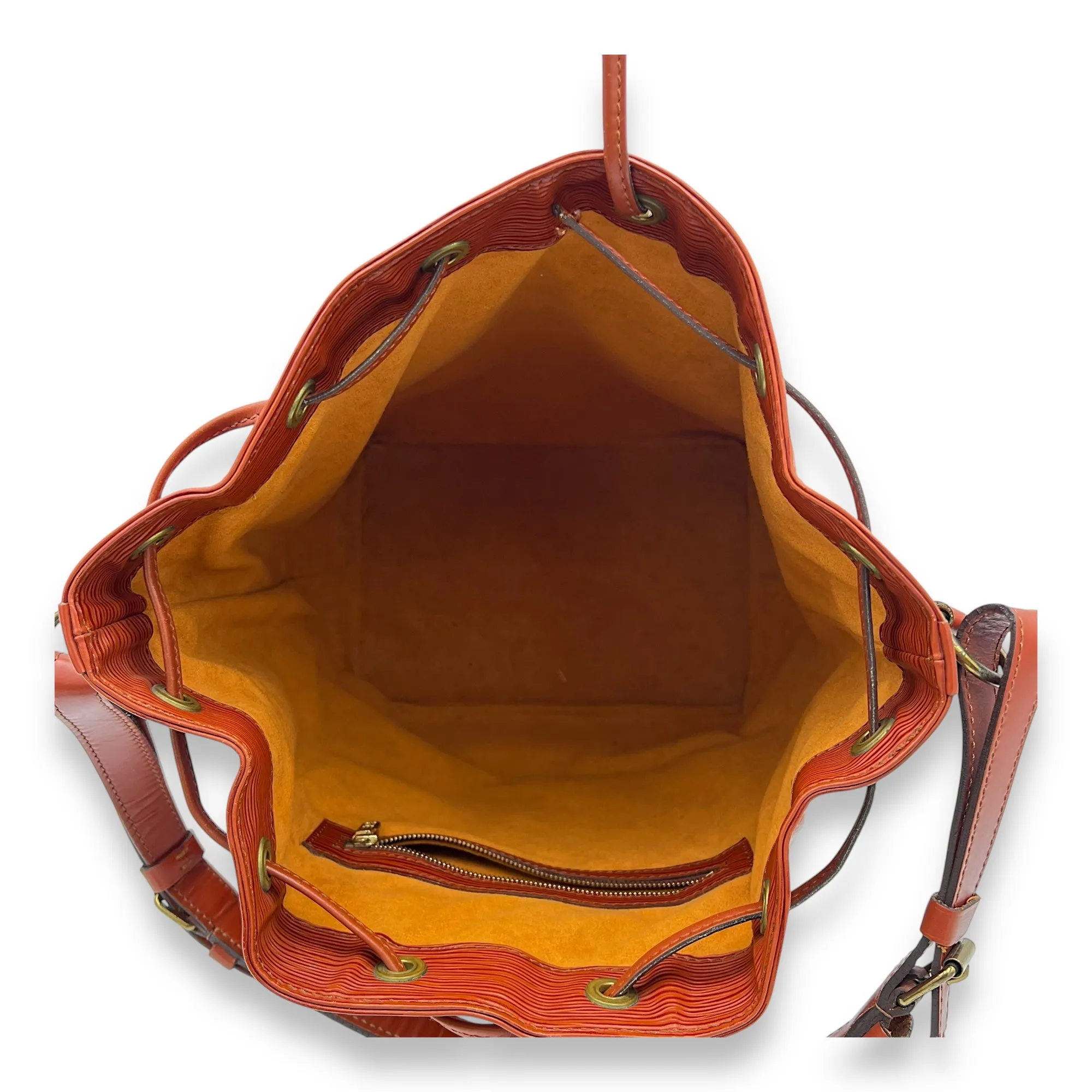 Noe GM Brown Bucket Bag in Epi Leather, Gold hardware