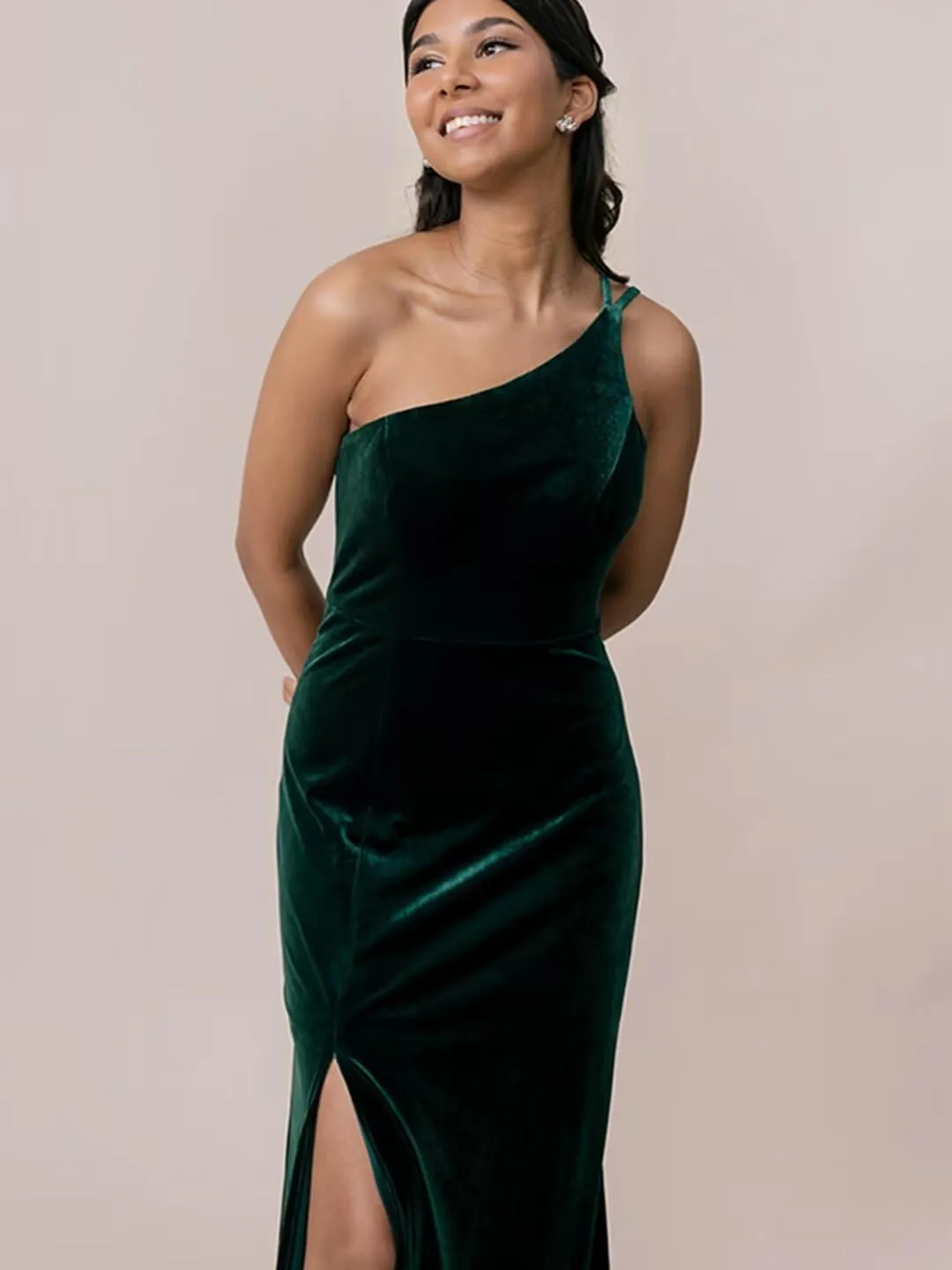 One Shoulder Velvet Bridesmaid Dress Long for Women 2024 with Slit Wedding Guest Dress Formal