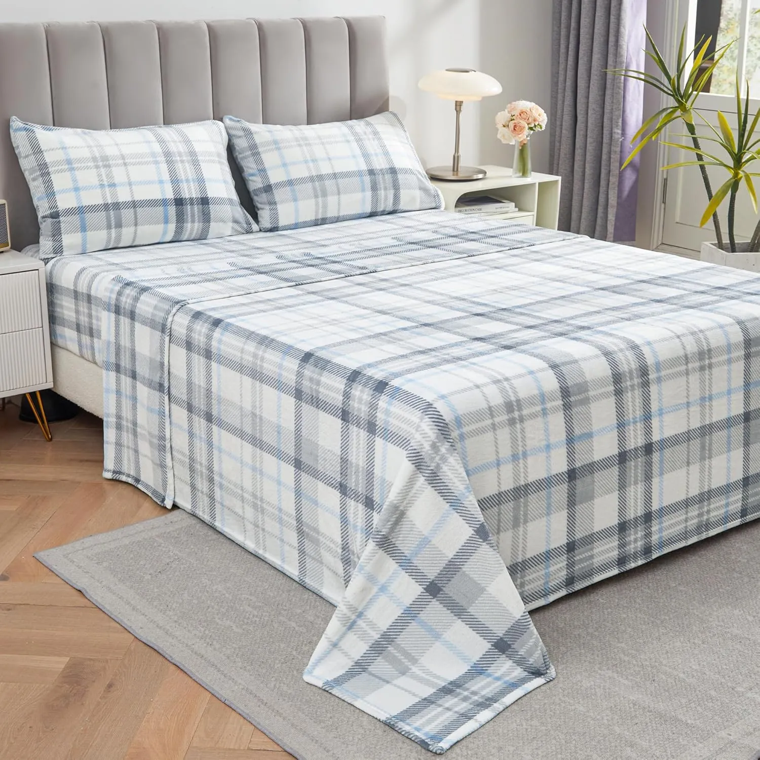 Queen Micro Fleece Sheets Set, 4-Piece Queen Size Bed Sheet Set, Plush Velvet Fleece Sheet Set with 15" Deep Pocket Fitted Sheet, Flat Sheet, 2 Pillowcase, Soft and Warm, Grey Blue Plaid