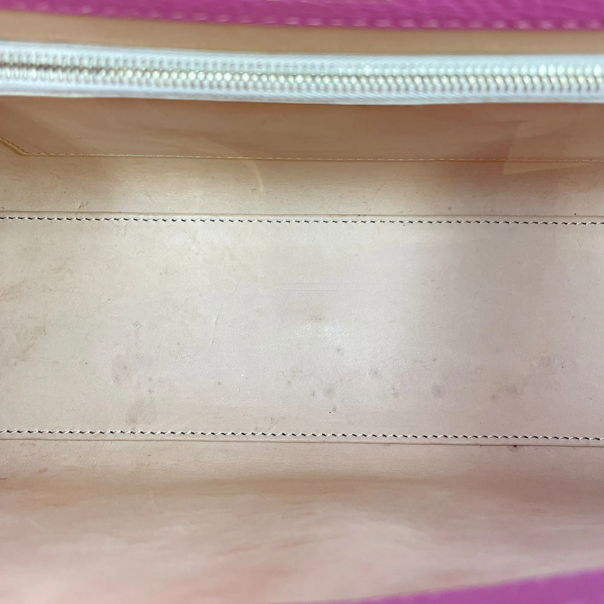 Rejane PM Pink Crossbody Bag in Calfskin, Gold hardware