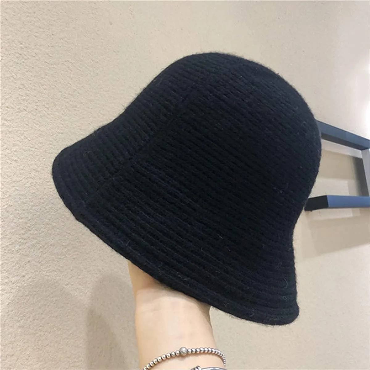 Solid Color Faux Shearling Bucket Hats for Women, Winter Bucket Hat Casual Fluffy Warm Windproof Knit Wool Fisherman Cap Nylon Basin Hat Soft Outdoor Fishing Cap for Womens Girls, Black