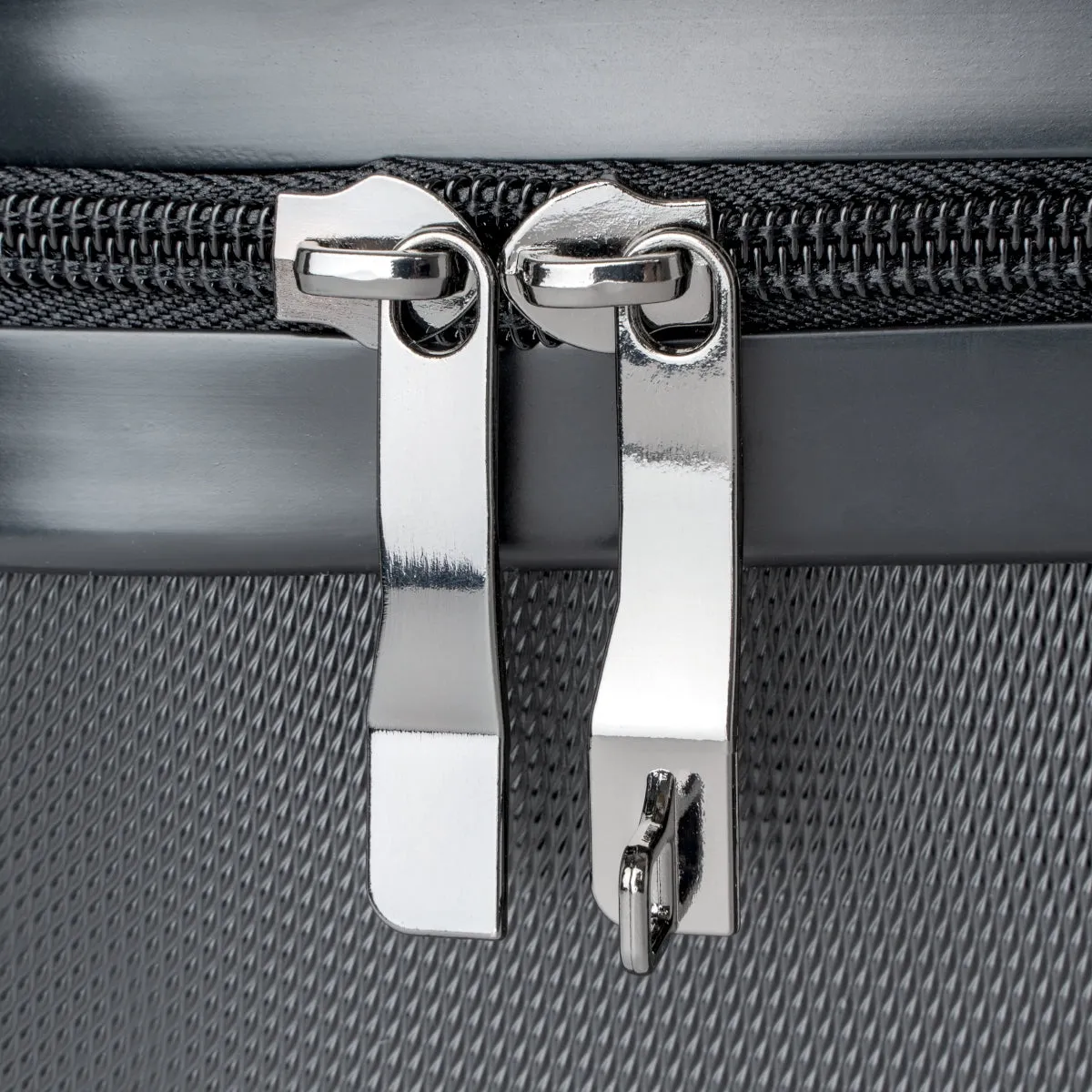Titans Suitcases