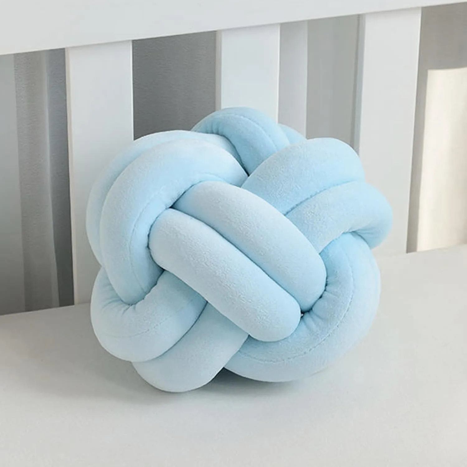Velvet Chunky Yarn Bulky Giant Arm Knitting Yarn, Super Soft Tubular Weight Jumbo Y arn,DIY Crochet Hand Knitting Thick Yar n for Blanket,Pet Bed, Rugs Pillow,Handbag(2.2lb-Light Blue)