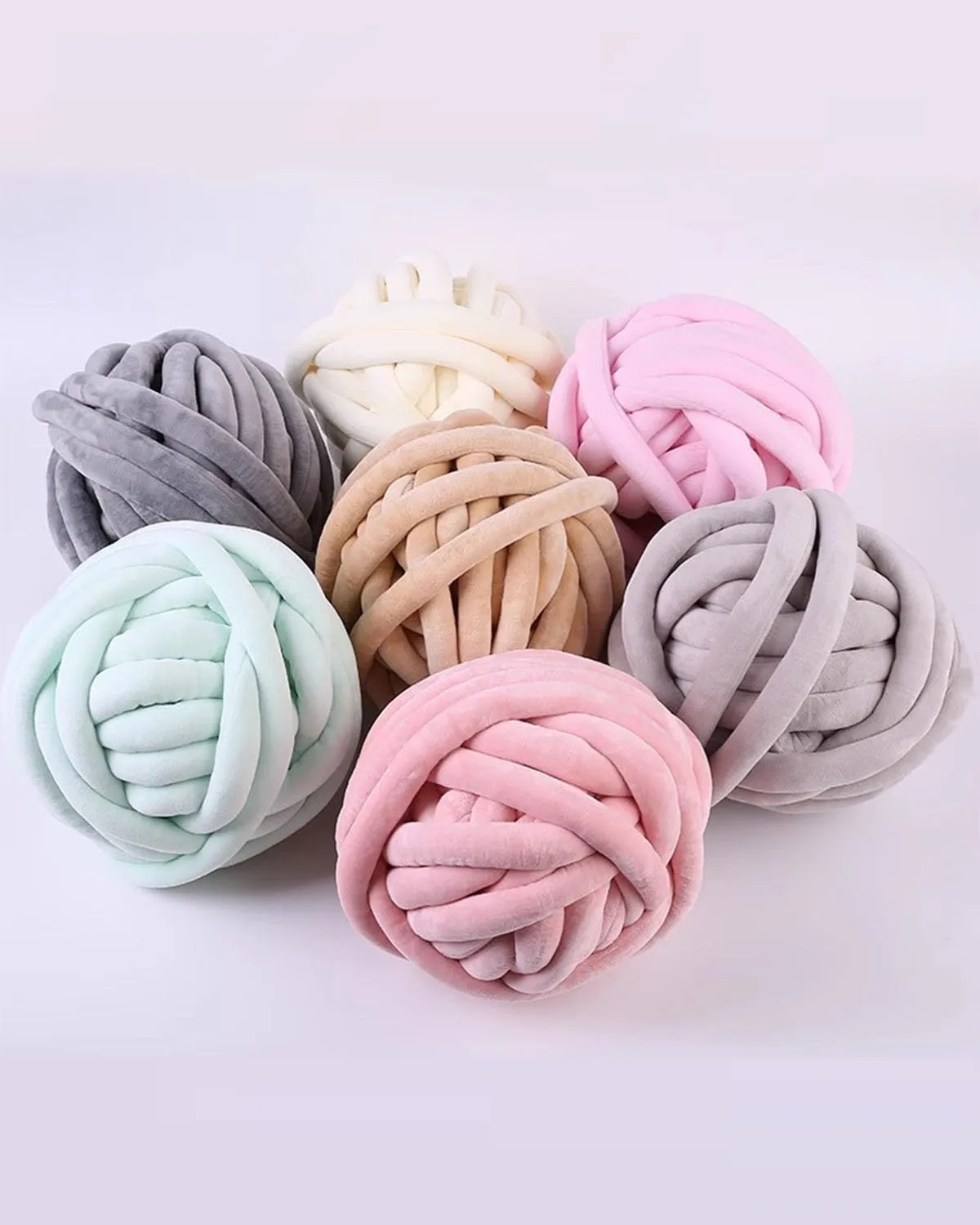 Velvet Chunky Yarn Bulky Giant Arm Knitting Yarn, Super Soft Tubular Weight Jumbo Y arn,DIY Crochet Hand Knitting Thick Yar n for Blanket,Pet Bed, Rugs Pillow,Handbag(2.2lb-Light Blue)