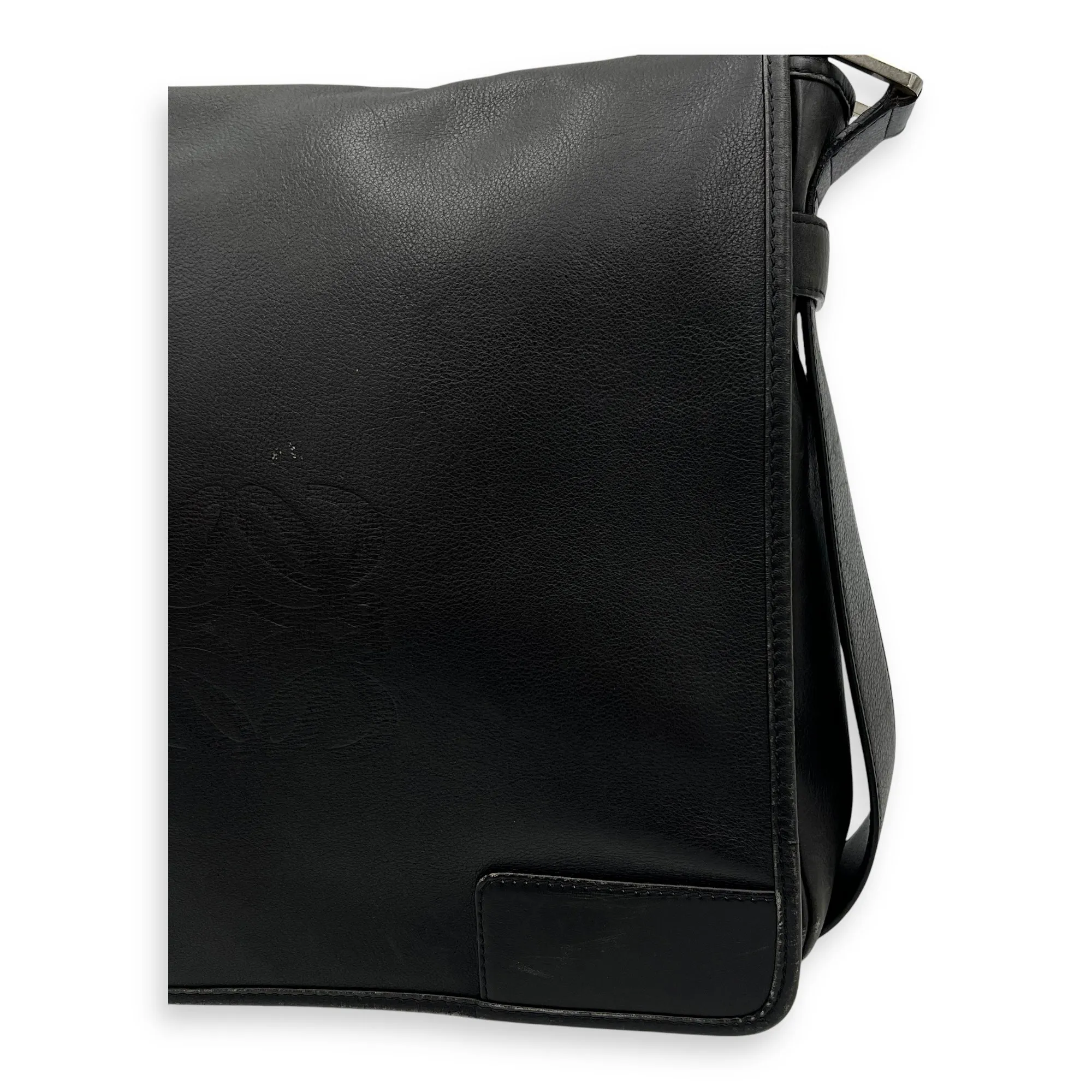 Vintage Crossbody Bag Black in Calfskin, Silver hardware