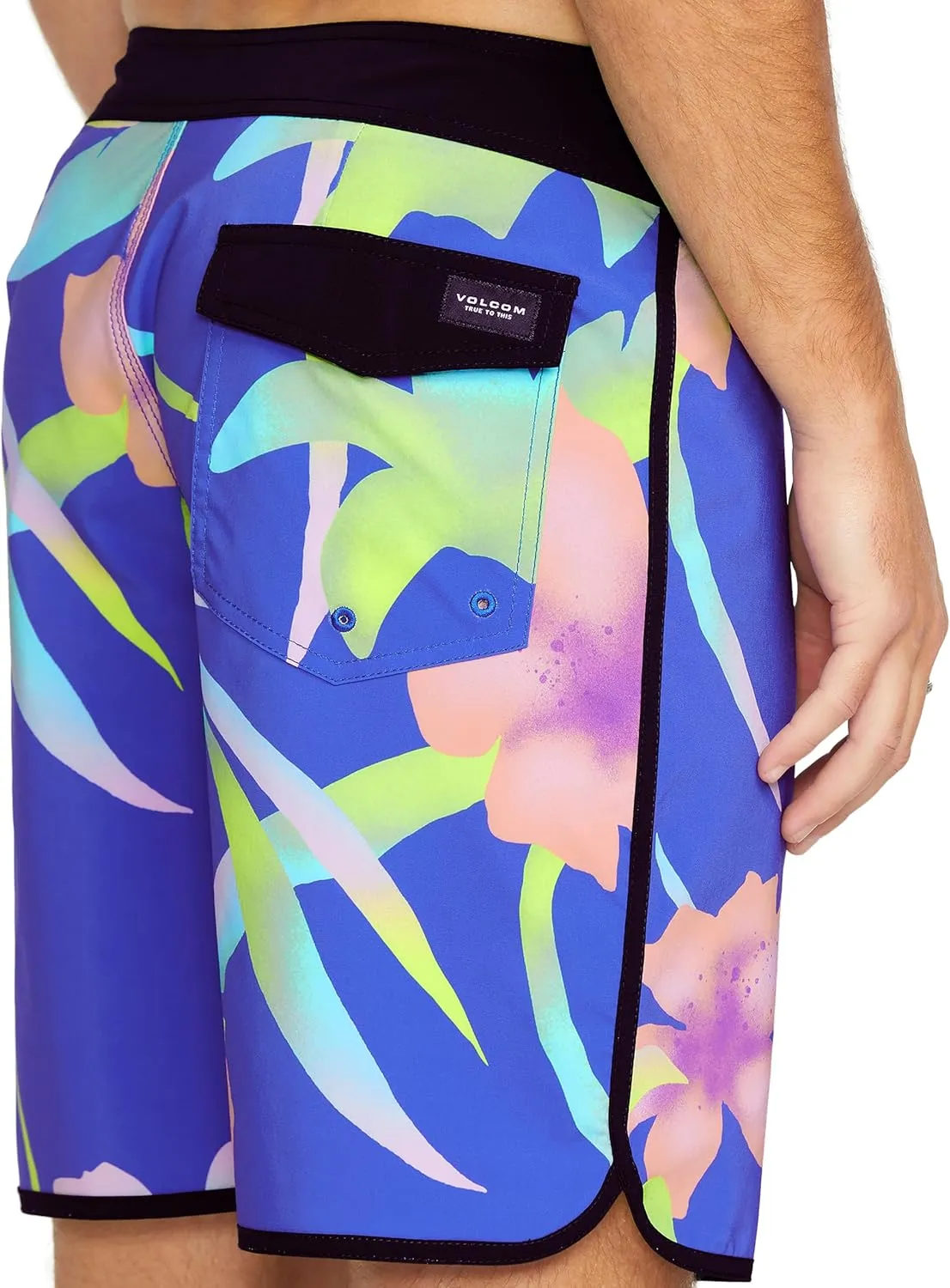 Volcom Men's Lido Print Scallop Mod Tech Boardshorts
