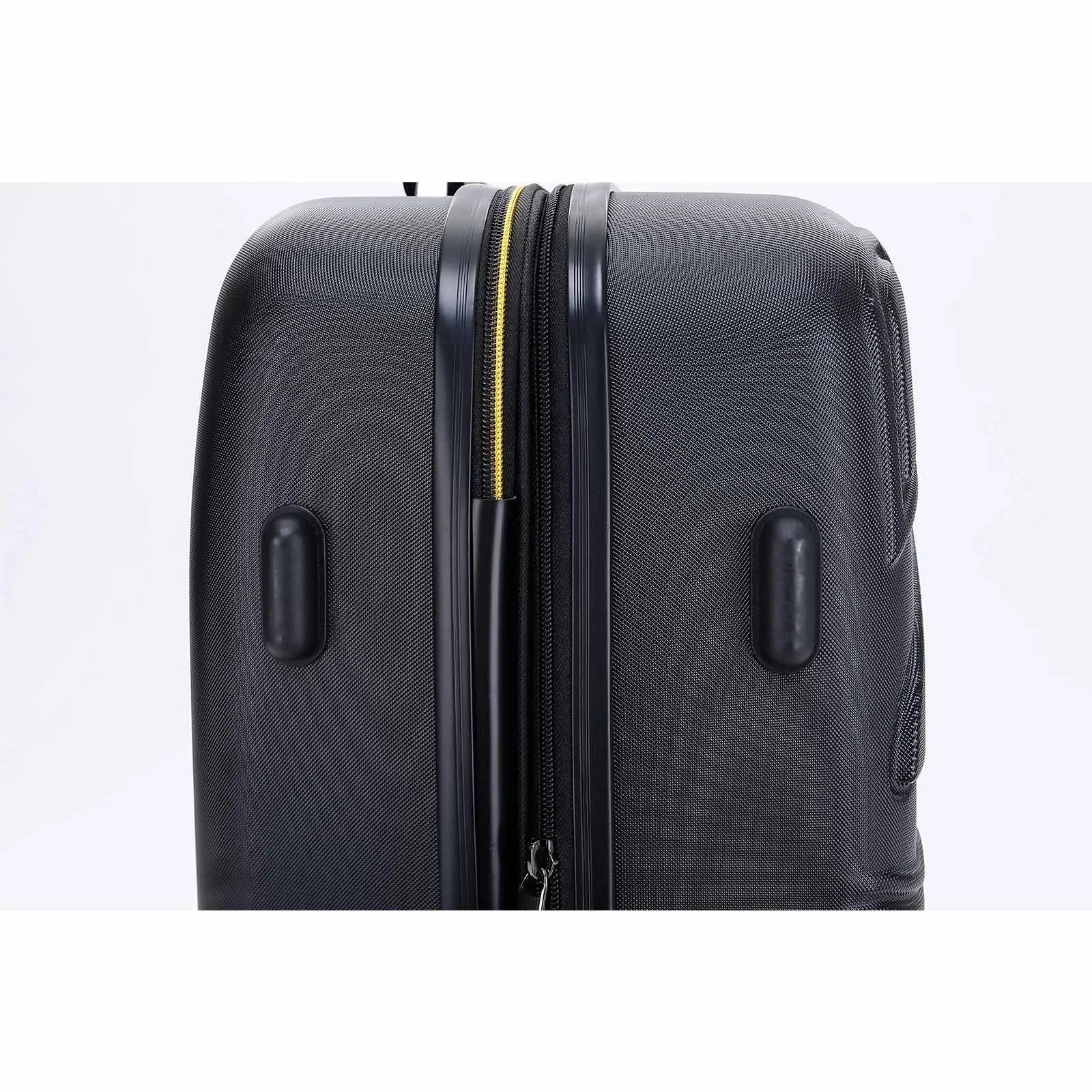 Warner Brothers Batman 24inch Medium Suitcase