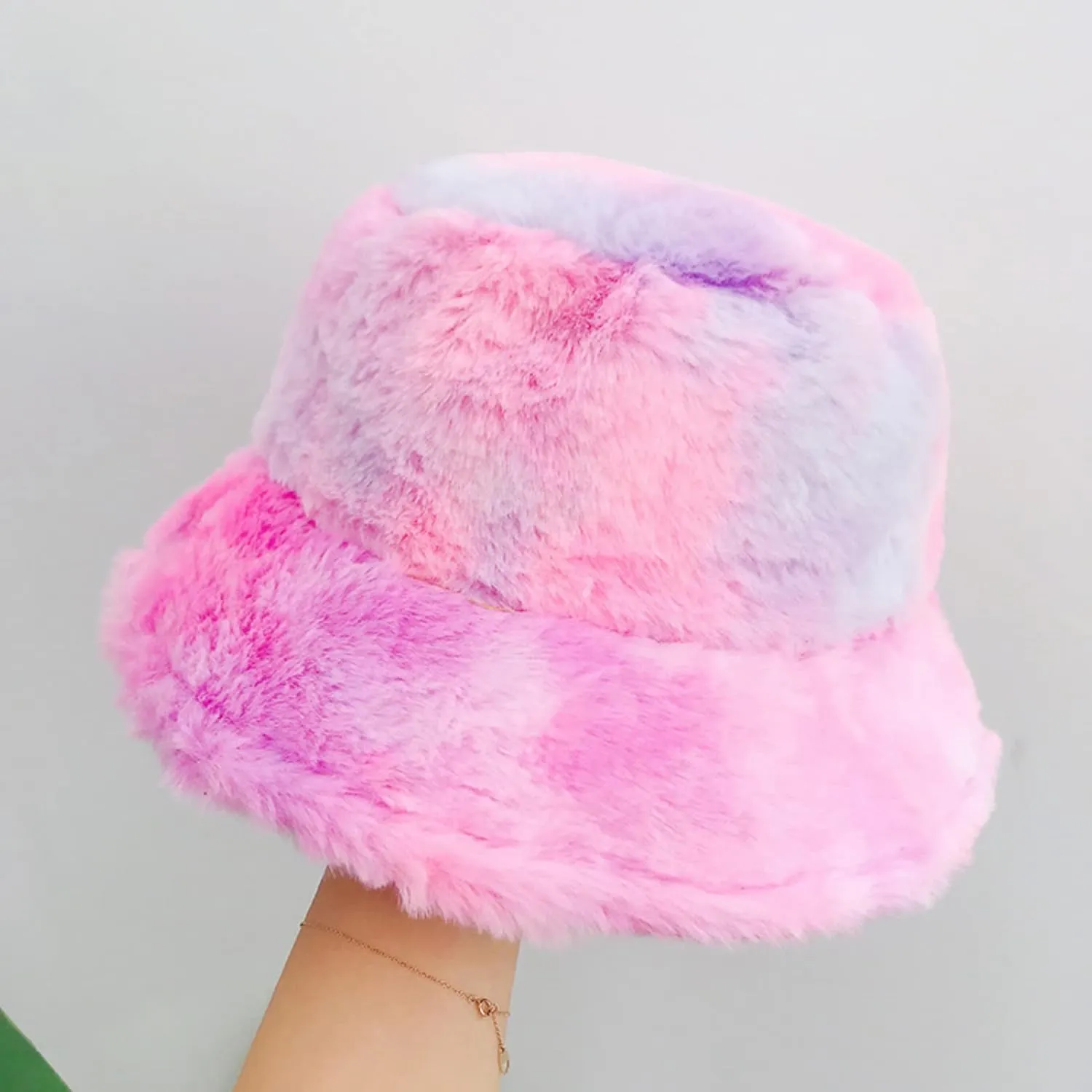 ZGMYC Women Girls Tie Dye Faux Fur Warm Bucket Hat Fuzzy Rainbow Winter Fisherman Cap